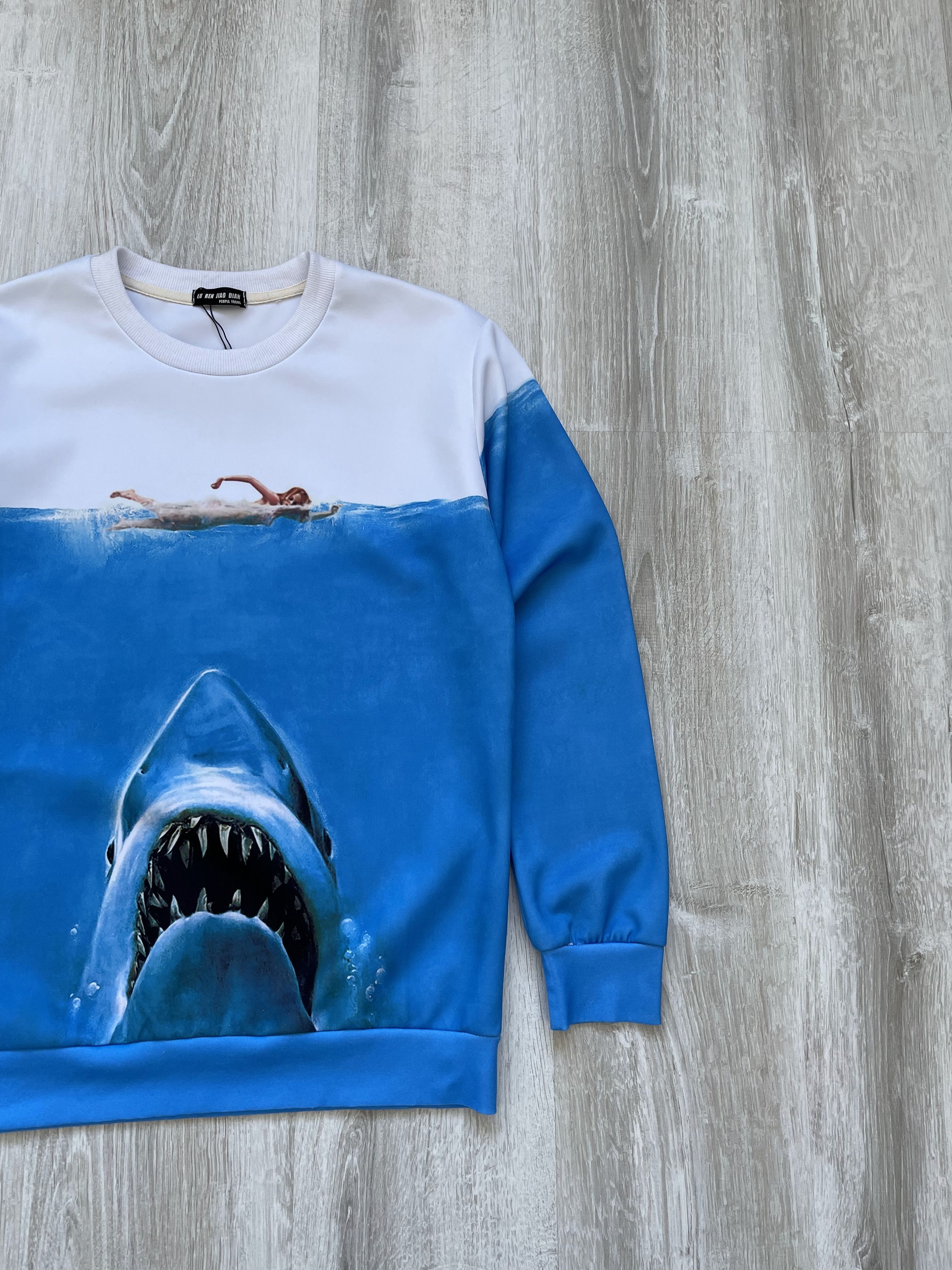 Vintage Jaws Movie Sweatshirt Swimming Girl and Shark 3D Print Size US S / EU 44-46 / 1 - 4 Thumbnail