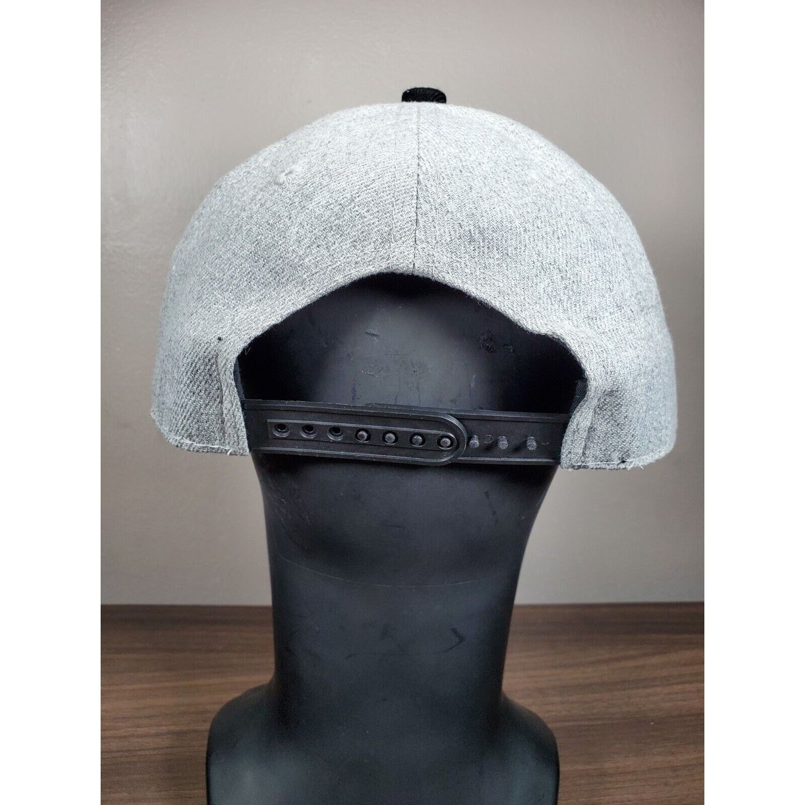 Disney Disney Mickey Mouse Hat 2018 Gray Snapback Cap Adjustable Size ONE SIZE - 6 Thumbnail
