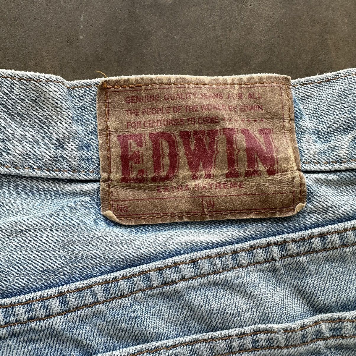 Japanese Brand Vintage Edwin Lightwash Distressed Faded Denim Jean Pant W31 Size US 31 - 15 Thumbnail