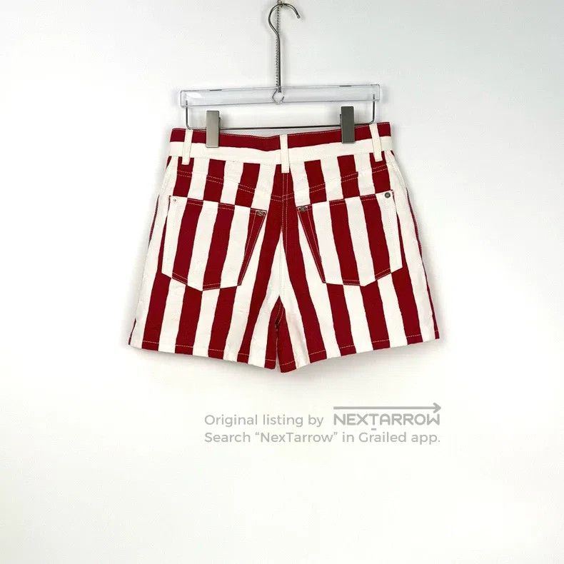 Louis Vuitton Louis Vuitton Burgundy vertical pattern presbyopic leather Size US 36 / EU 52 - 4 Thumbnail