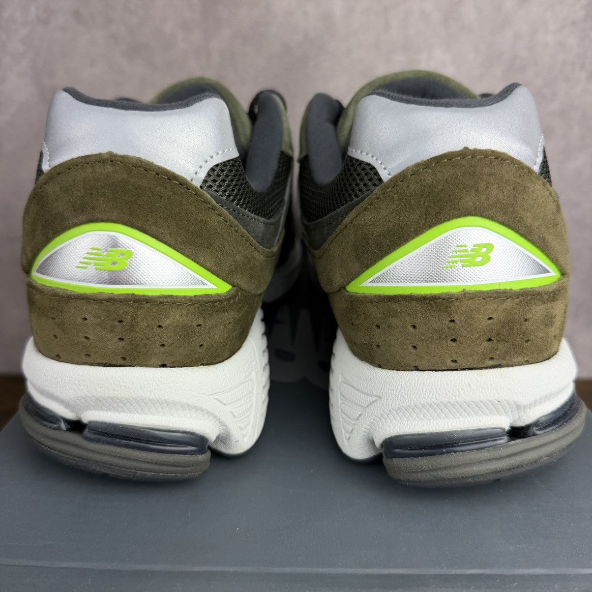 New Balance NEW New Balance 2002R Camo Green Nettle Green Sz 14 ML2002RG Size US 14 / EU 47 - 6 Thumbnail
