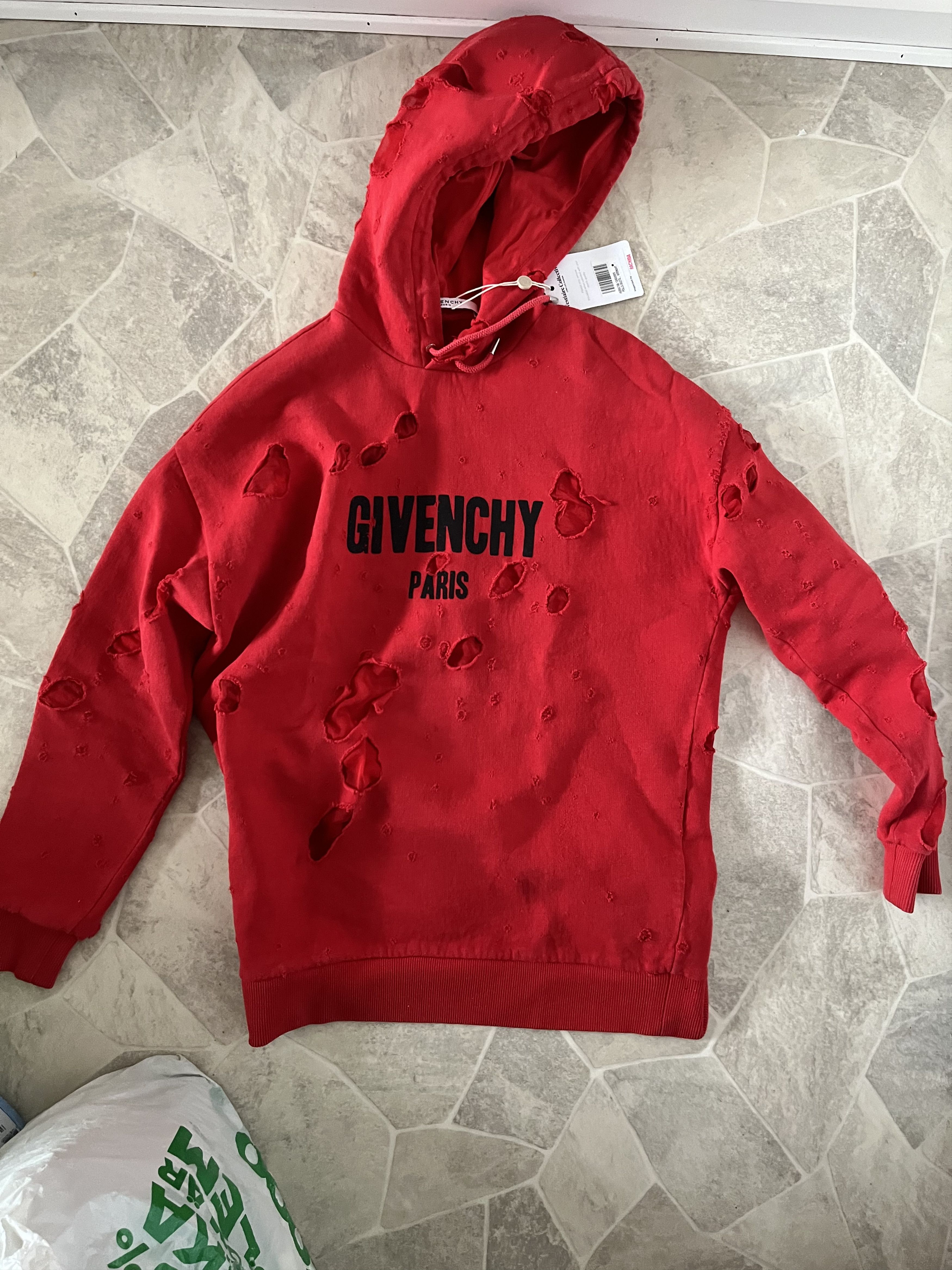 【関税込み】GIVENCHY Hoodie with baroque embossing Givenchy Hoodie With Baroque Embossing in Black for Men | Lyst