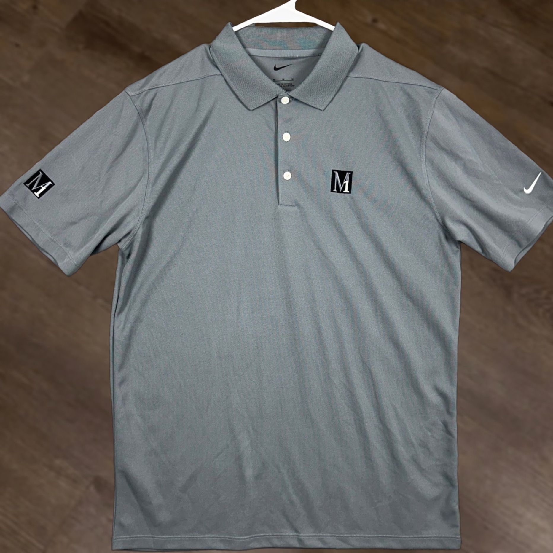 Nike Nike Polo Shirt Golf Polo Men Medium Gray Short Sleeve Logo NEW Size US M / EU 48-50 / 2 - 1 Thumbnail