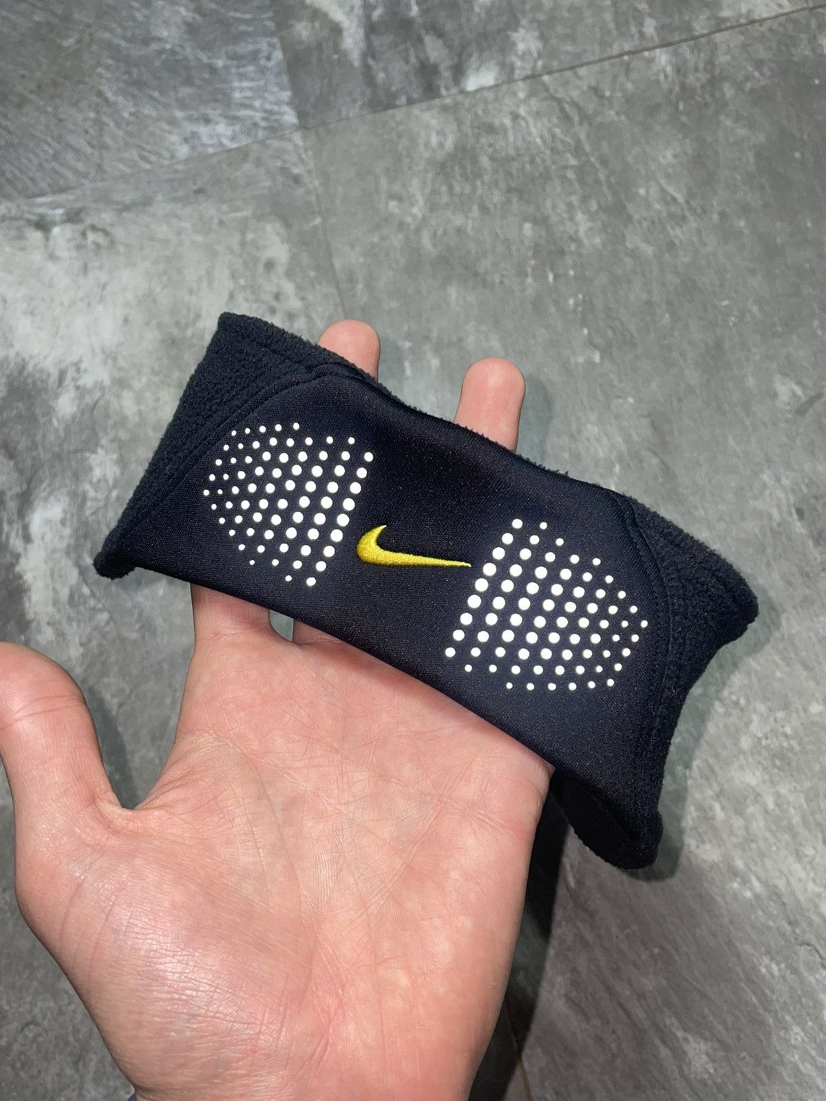 Nike Vintage Nike Fleece Reflective Headband Swoosh 90s Y2k Size ONE SIZE - 3 Thumbnail