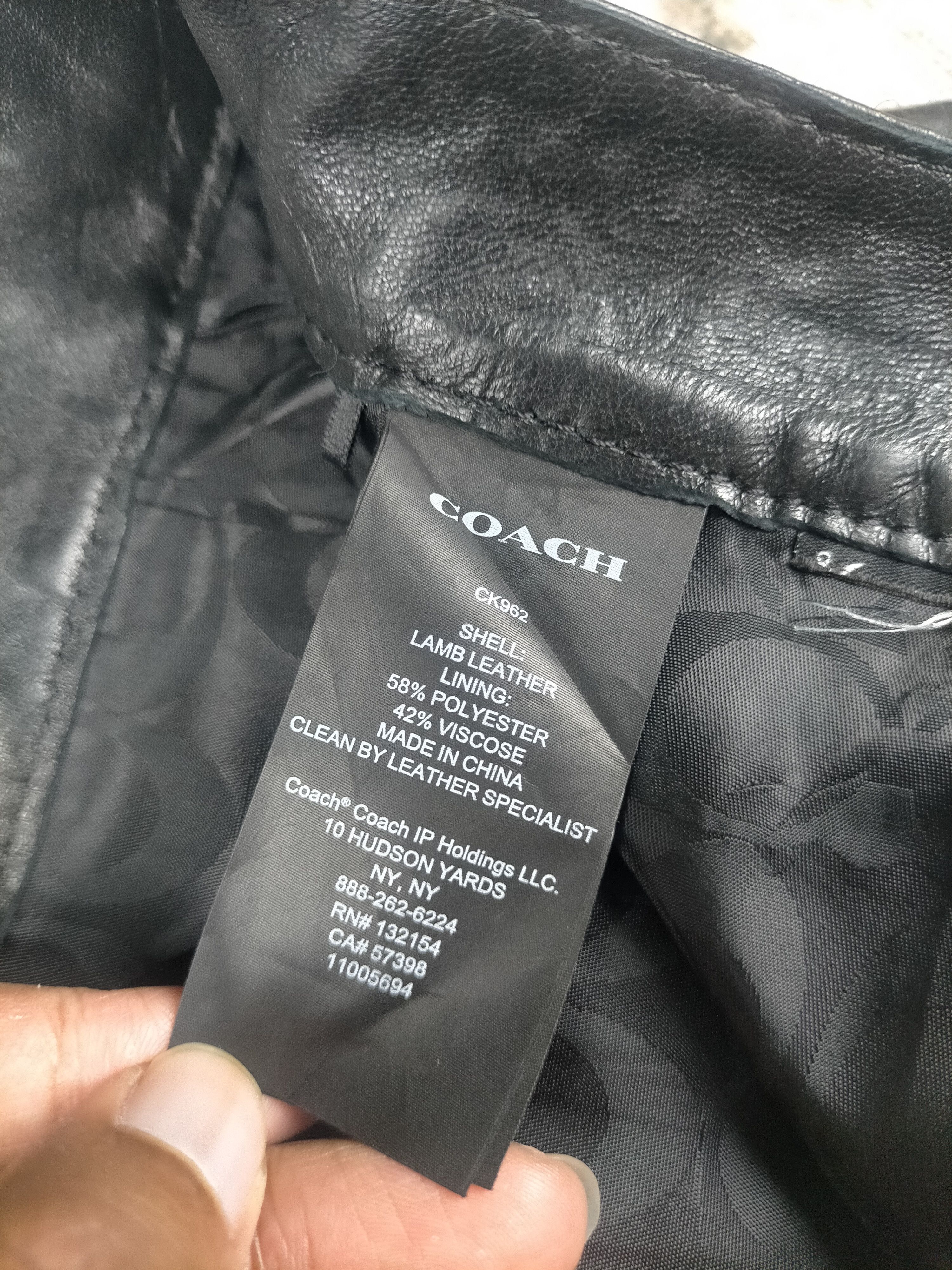 Coach Coach Lamb Leather Mini Skirt Size 26" / US 2 / IT 38 - 14 Thumbnail