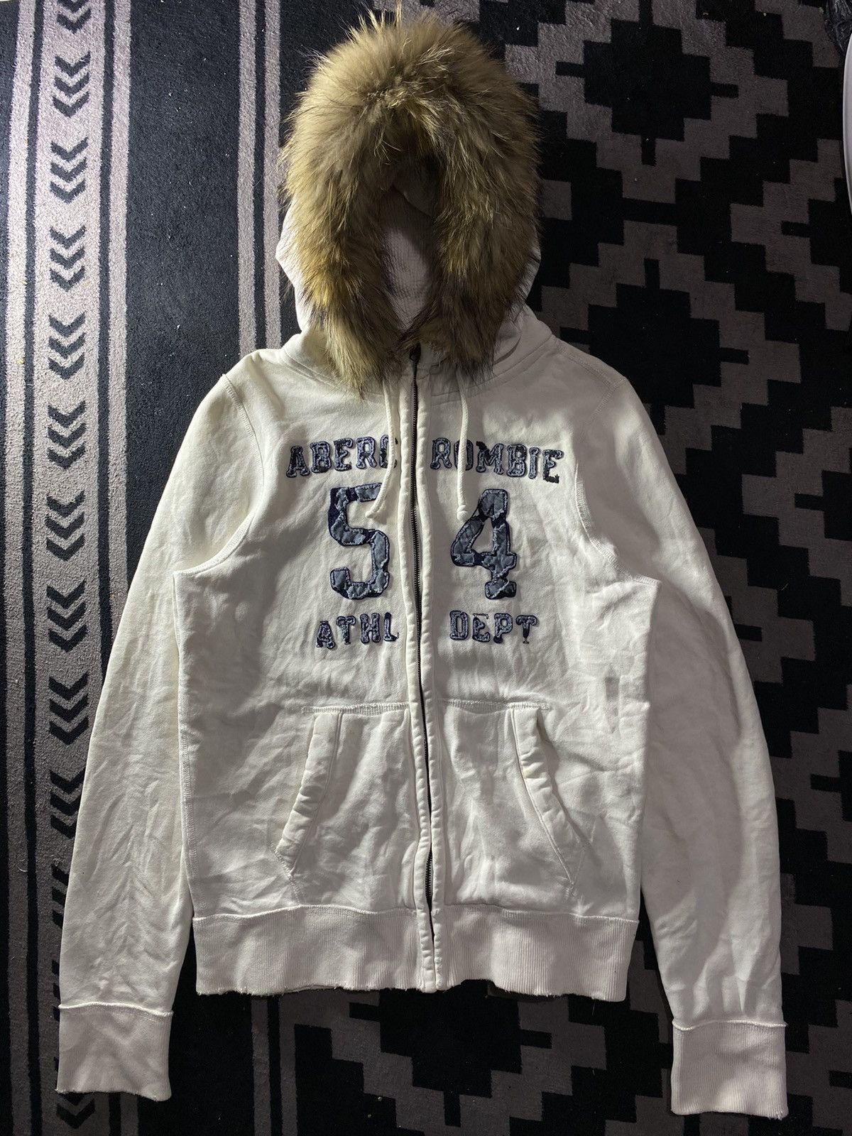PPFM Japanese Abercrombie & Fitch Distressed faux fur zip hoodie Size US L / EU 52-54 / 3 - 1 Thumbnail