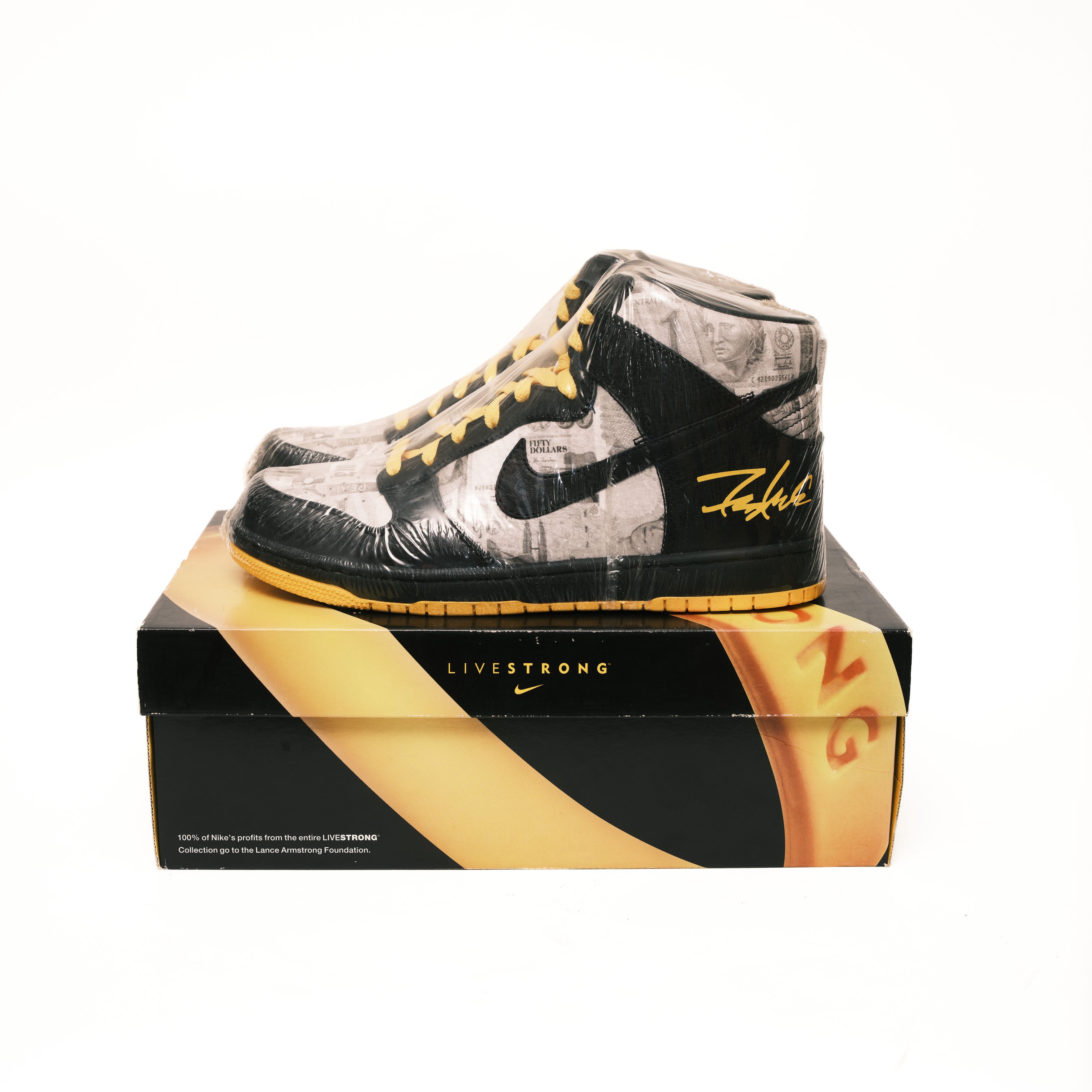 Livestrong Futura FLOM Nike Dunk High Size Deadstock