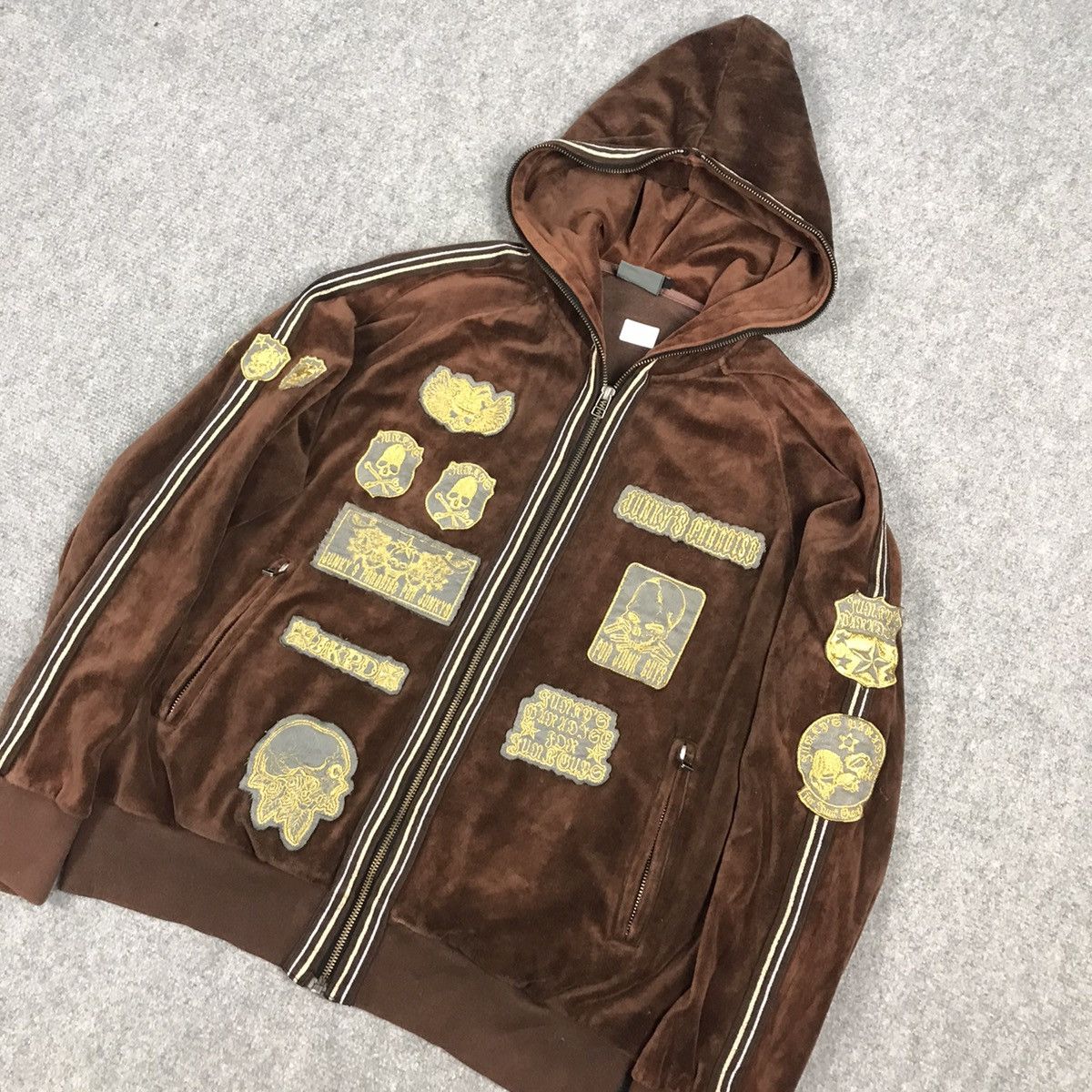 Japanese Brand JKPD ROCK EMBROIDERY DESIGN FULL ZIPPER HOODIES JACKET Size US S / EU 44-46 / 1 - 4 Thumbnail