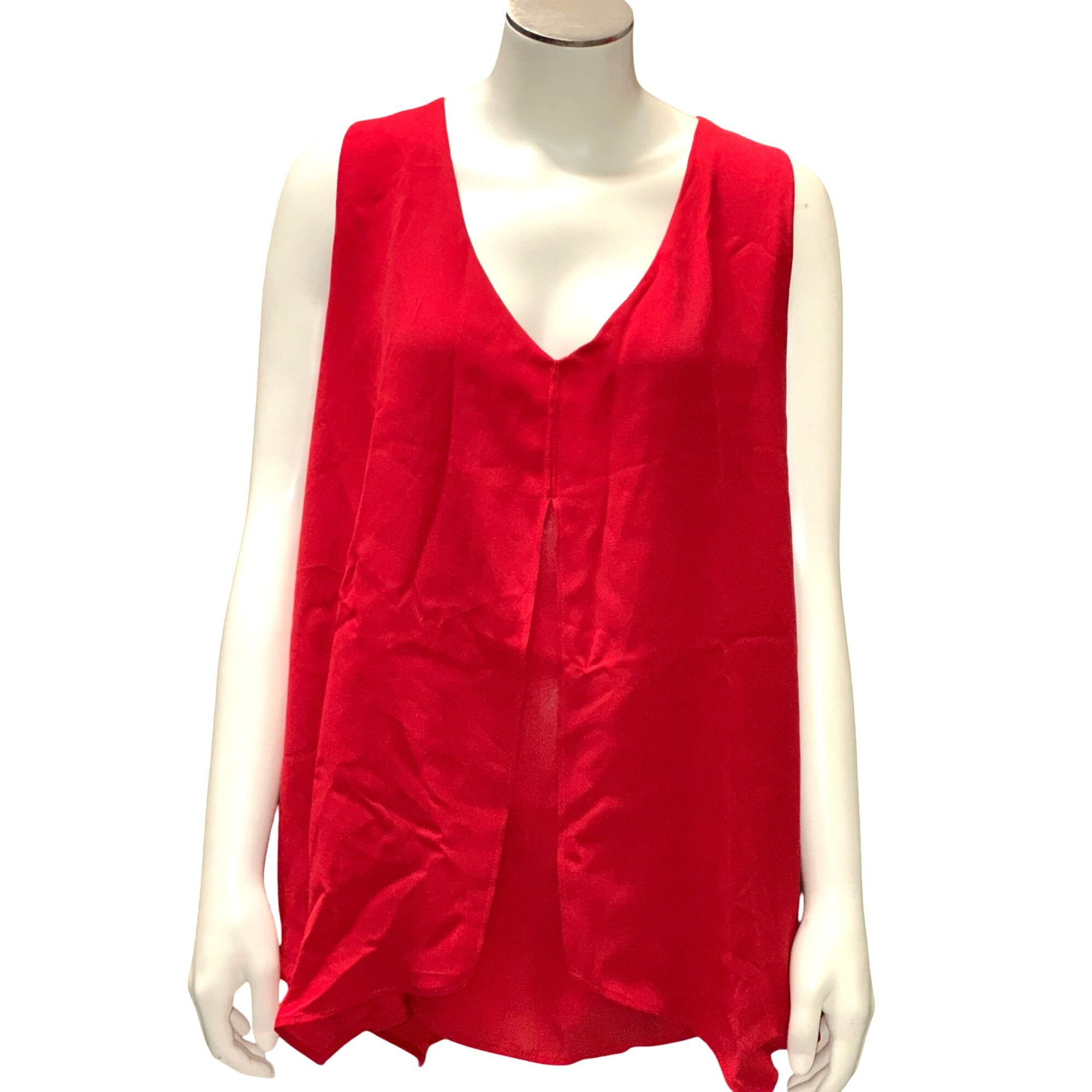 Ann Taylor Ann Taylor XL Red Chic Sleeveless Layered Tank Top V Neck Sh Size XL / US 12-14 / IT 48-50 - 2 Thumbnail