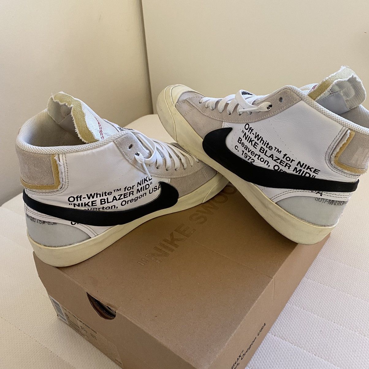 Nike × Off-White Off-White Nike Blazer Mid Size US 8 / EU 41 - 2 Thumbnail