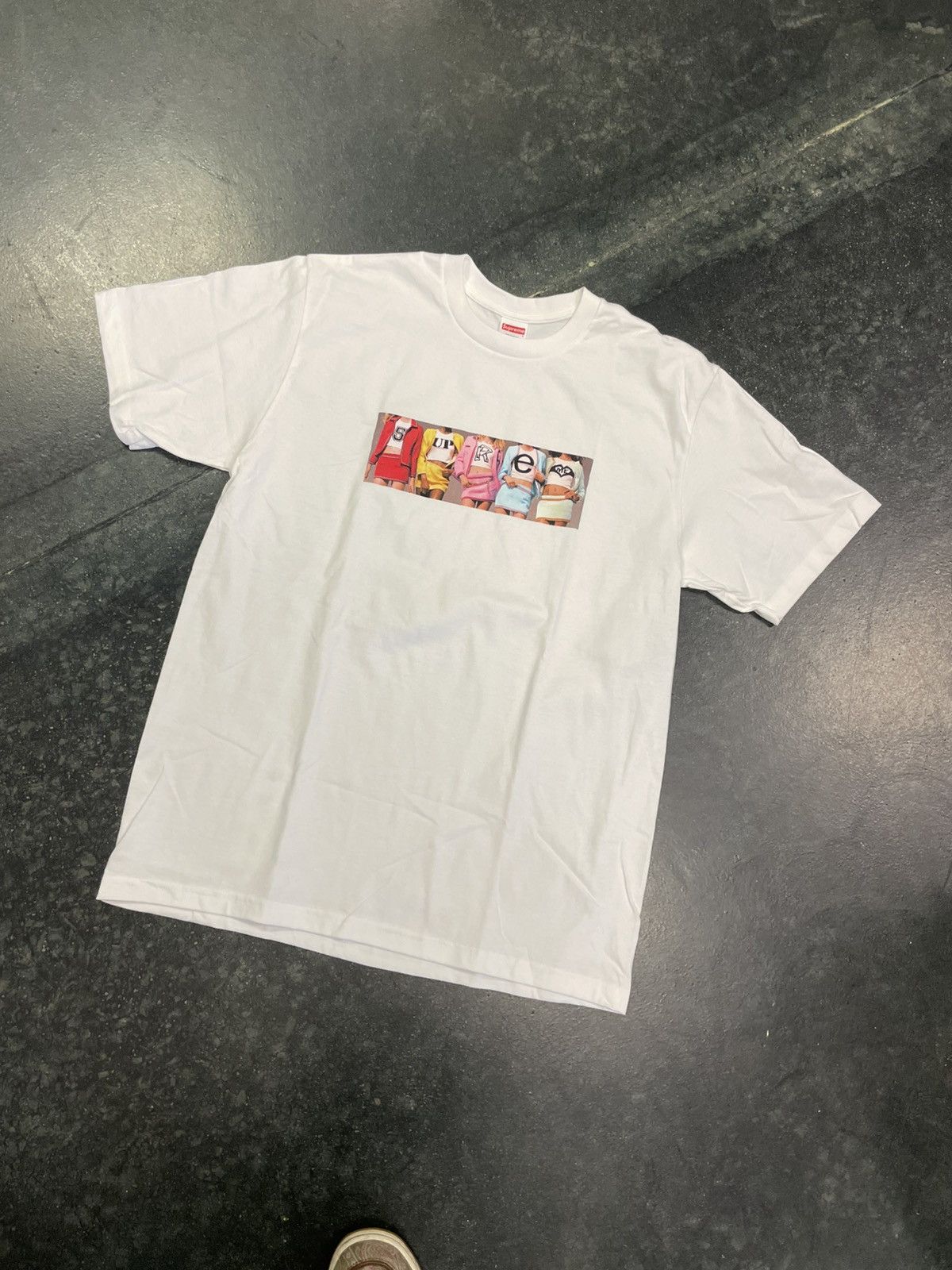 Supreme Supreme Tee Size US L / EU 52-54 / 3 - 1 Thumbnail