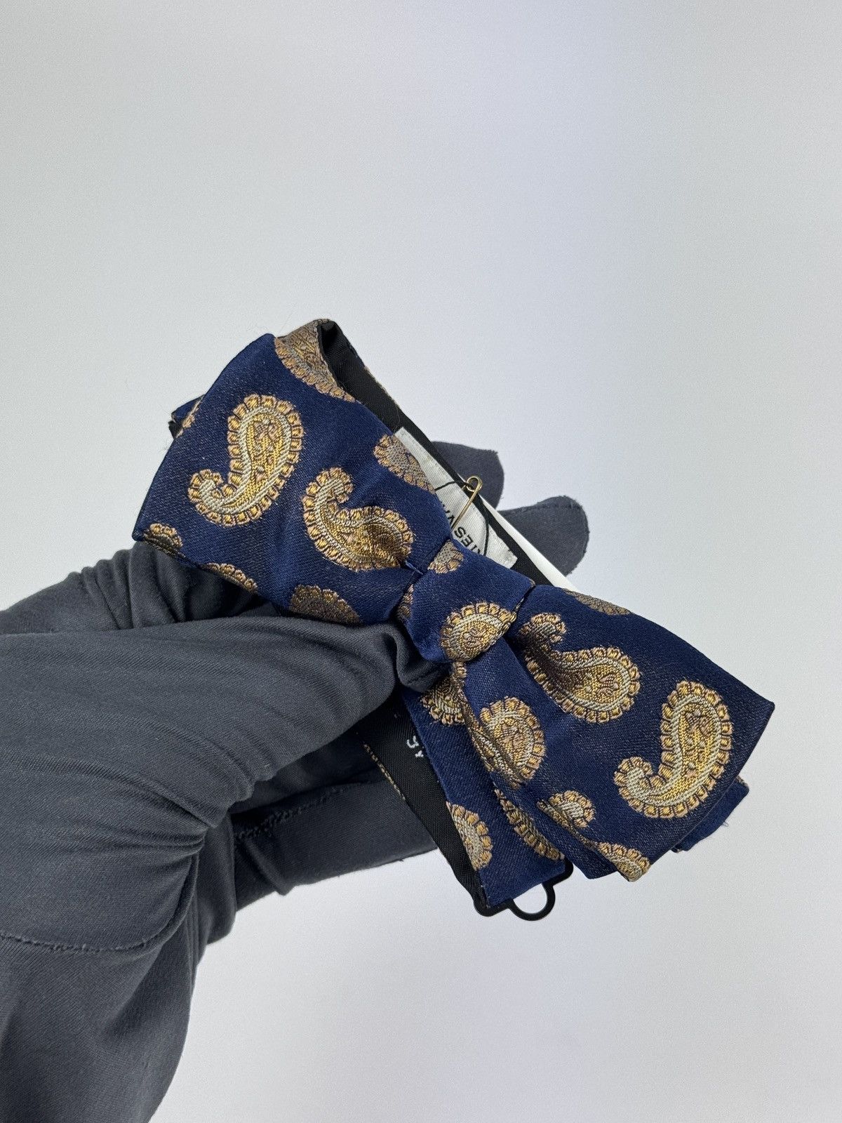 Dries Van Noten DRIES VAN NOTEN PAISLY SILK BOW-TIE Size ONE SIZE - 2 Thumbnail