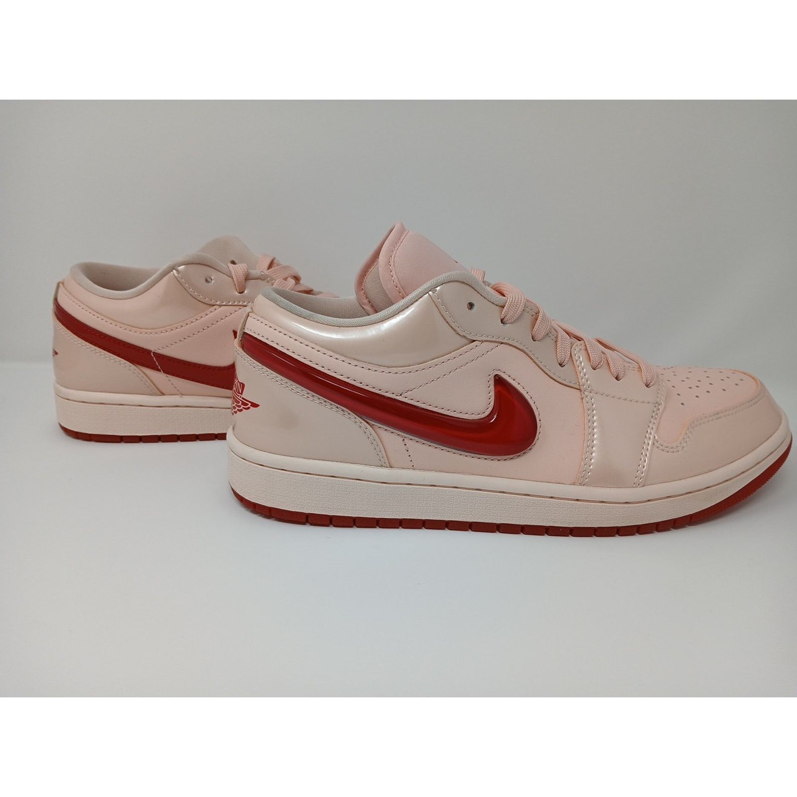 Jordan Brand Nike Air Jordan 1 SE Low Patent Valentine's Day Women Sz11.5 Size US 11.5 / IT 41.5 - 17 Thumbnail