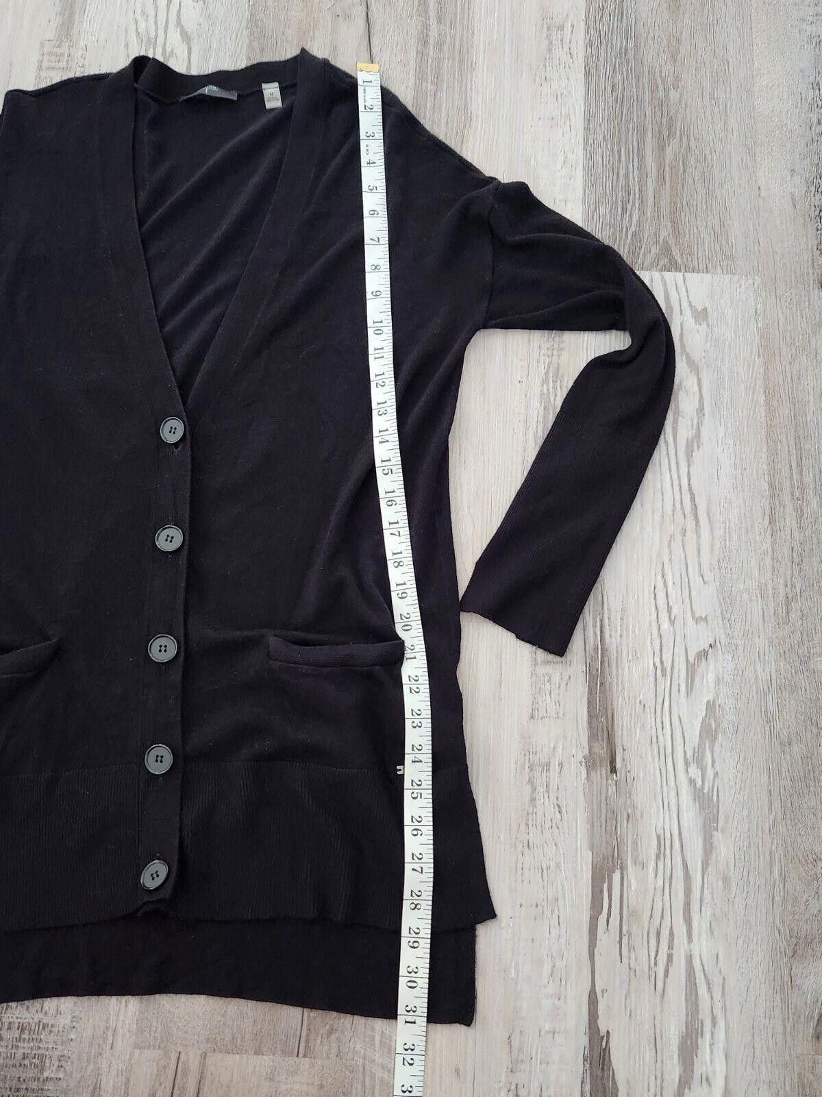 Elie Tahari Tahari Sweater Medium Black V Neck Button Down cardigan Size M / US 6-8 / IT 42-44 - 7 Thumbnail