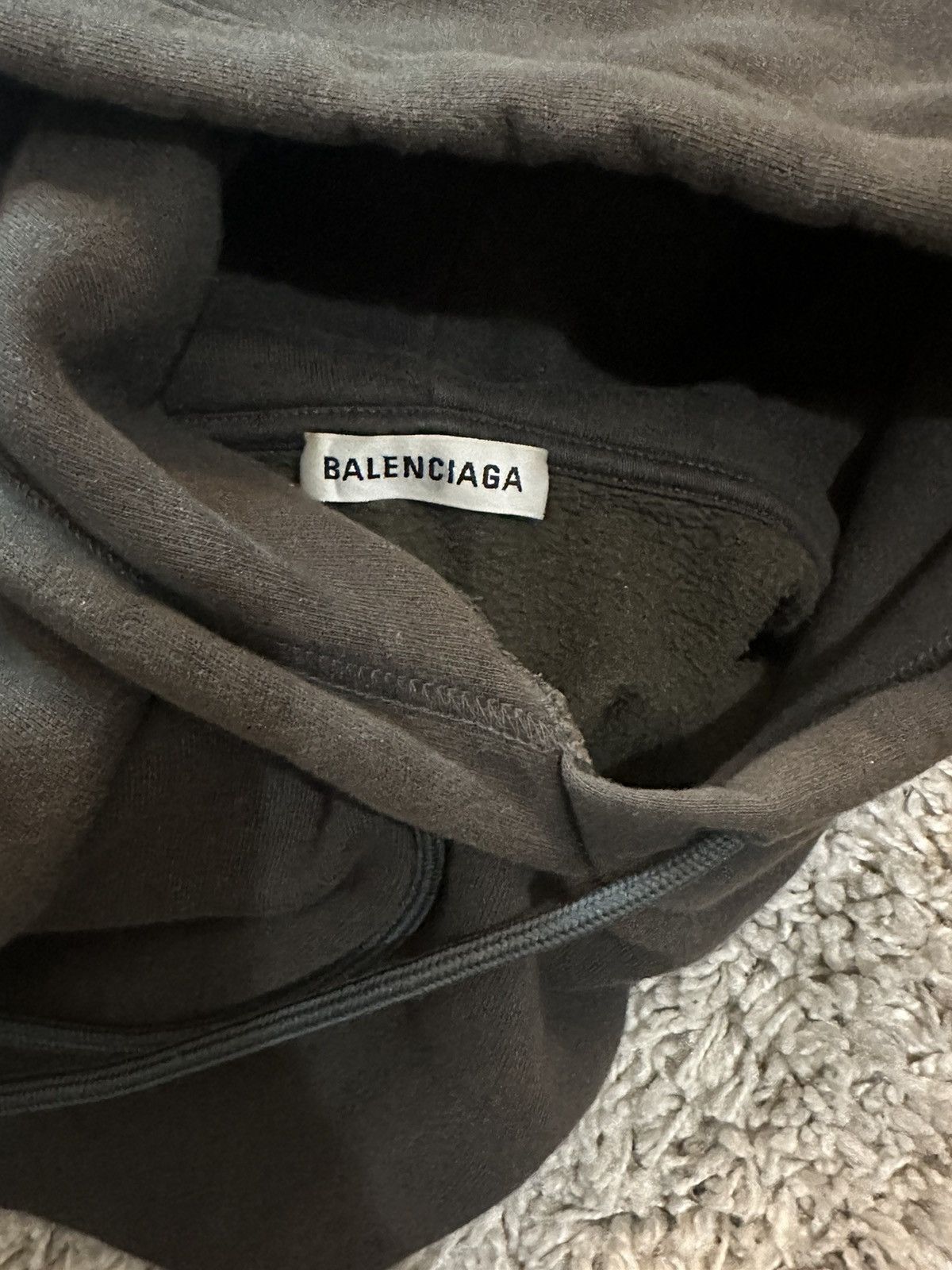 Balenciaga Balenciaga Hood Logo Hoodie Size S Size US S / EU 44-46 / 1 - 6 Thumbnail