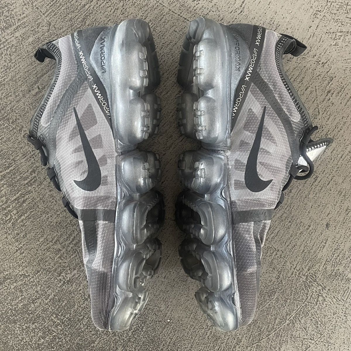 Nike Nike Air Vapormax 2019 AR6631-004 Ghost Triple Black Size US 11.5 / EU 44-45 - 5 Thumbnail