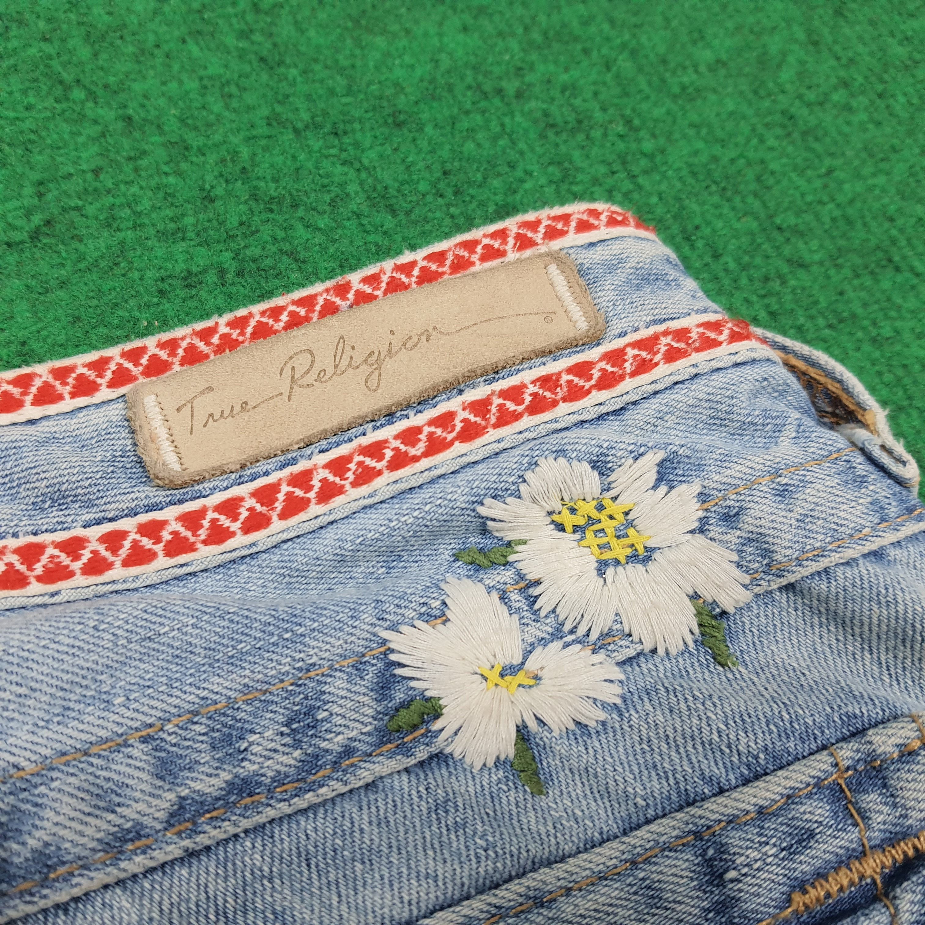 True Religion Vintage True Religion JOEY Floral Flare Jeans C297N7 Size 28" / US 6 / IT 42 - 6 Thumbnail