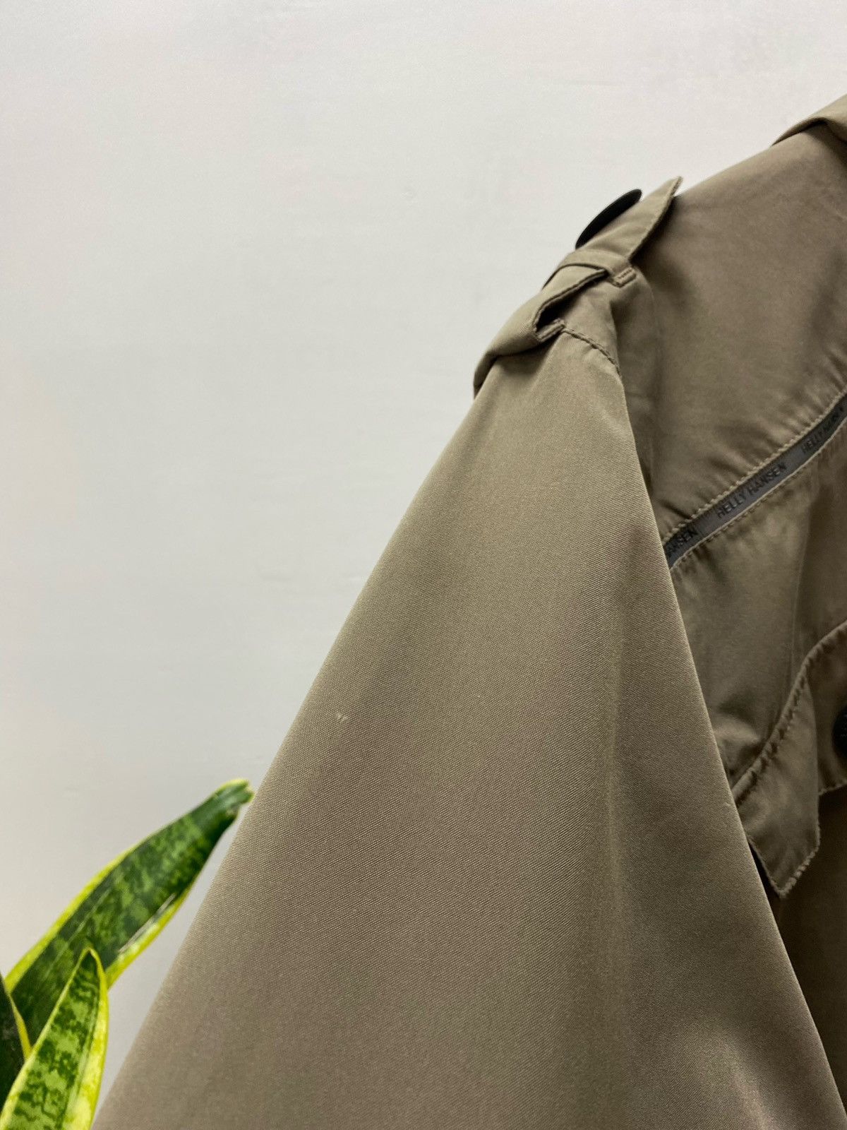 Other Helly Hansen Outdoor Gorpcore Jacket Men’s Beige L Size US L / EU 52-54 / 3 - 13 Thumbnail