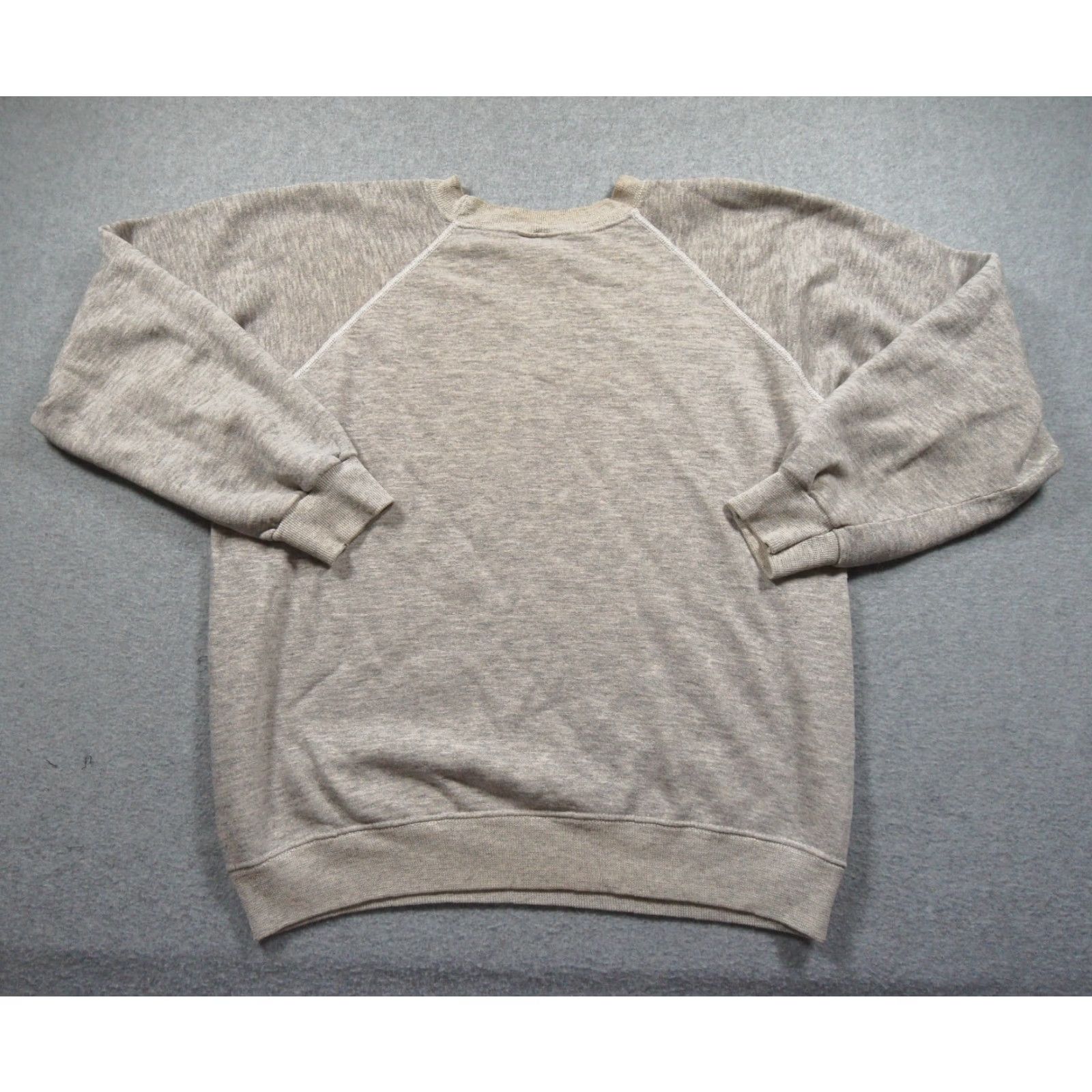 Hanes VINTAGE Hanes Sweatshirt Mens Large Gray Raglan 80s Crewneck Technology Mini-Description? Size US L / EU 52-54 / 3 - 5 Thumbnail