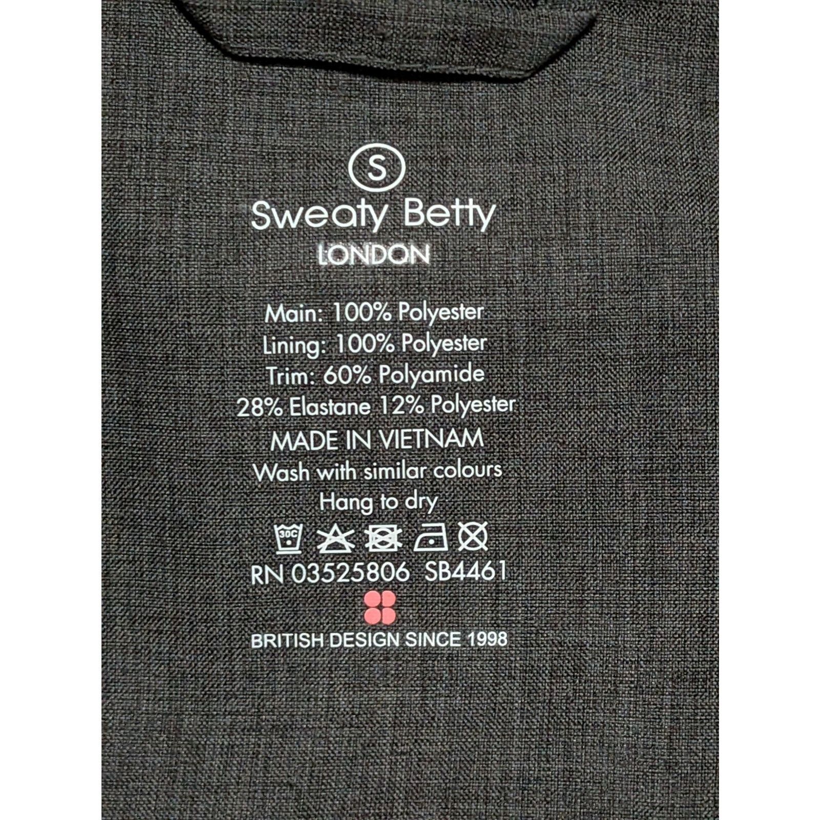 Sweaty Betty Sweaty Betty Cargo Windbreaker Rain Jacket in Gray Color S Size S / US 4 / IT 40 - 7 Thumbnail
