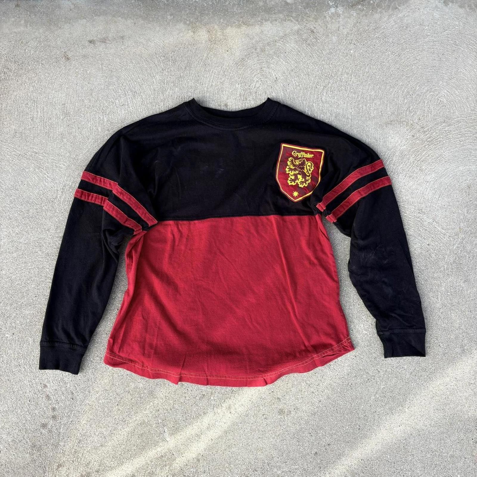 Other Universal Harry Potter Gryffindor long sleeve Size US M / EU 48-50 / 2 - 2 Thumbnail