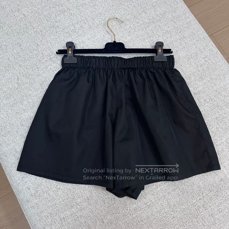 Prada Prada Black Elastic Waist Casual Shorts Size 27" / US 4 / IT 40 - 2 Thumbnail