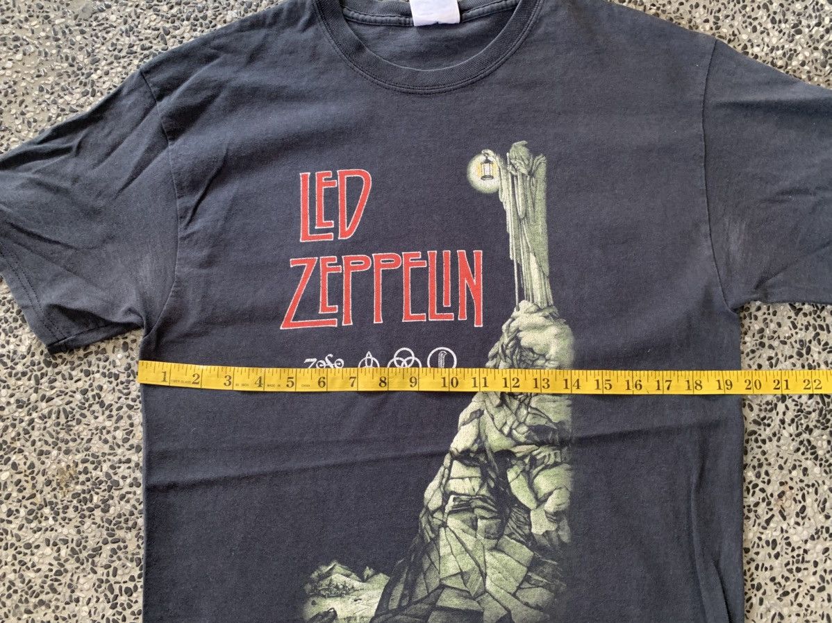 Led Zeppelin Vintage Led Zeppelin Rock Band T shirt Size US M / EU 48-50 / 2 - 8 Thumbnail