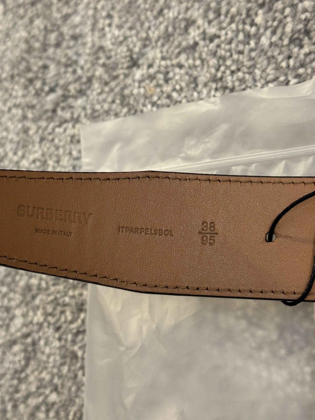 Burberry Burberry TB Logo Buckle Reversible Calf Leather Belt Size 38 - 10 Thumbnail