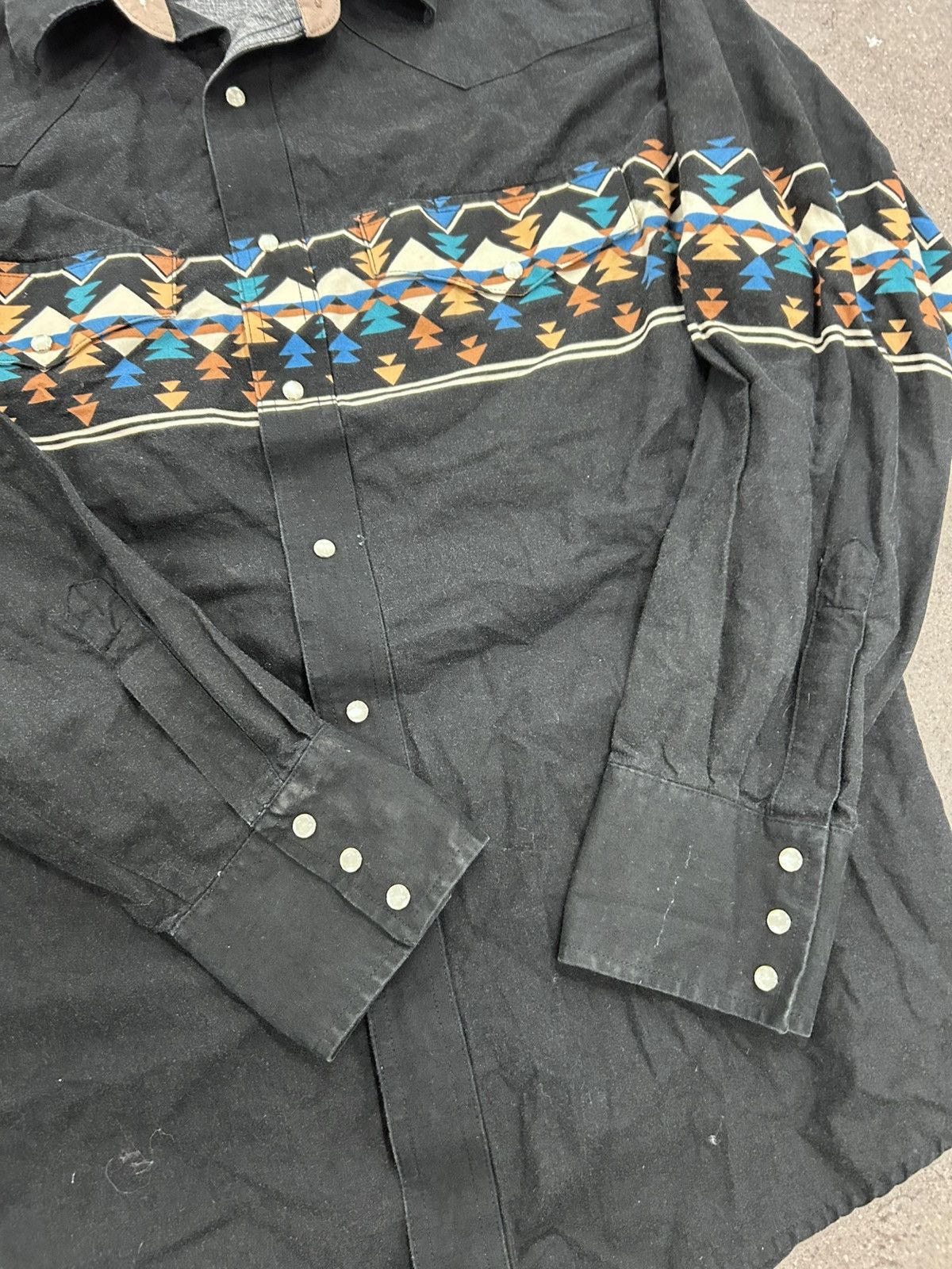 Vintage VTG Wrangler Aztec Pearl Snap Black Western Men's Size L Size US XL / EU 56 / 4 - 3 Thumbnail