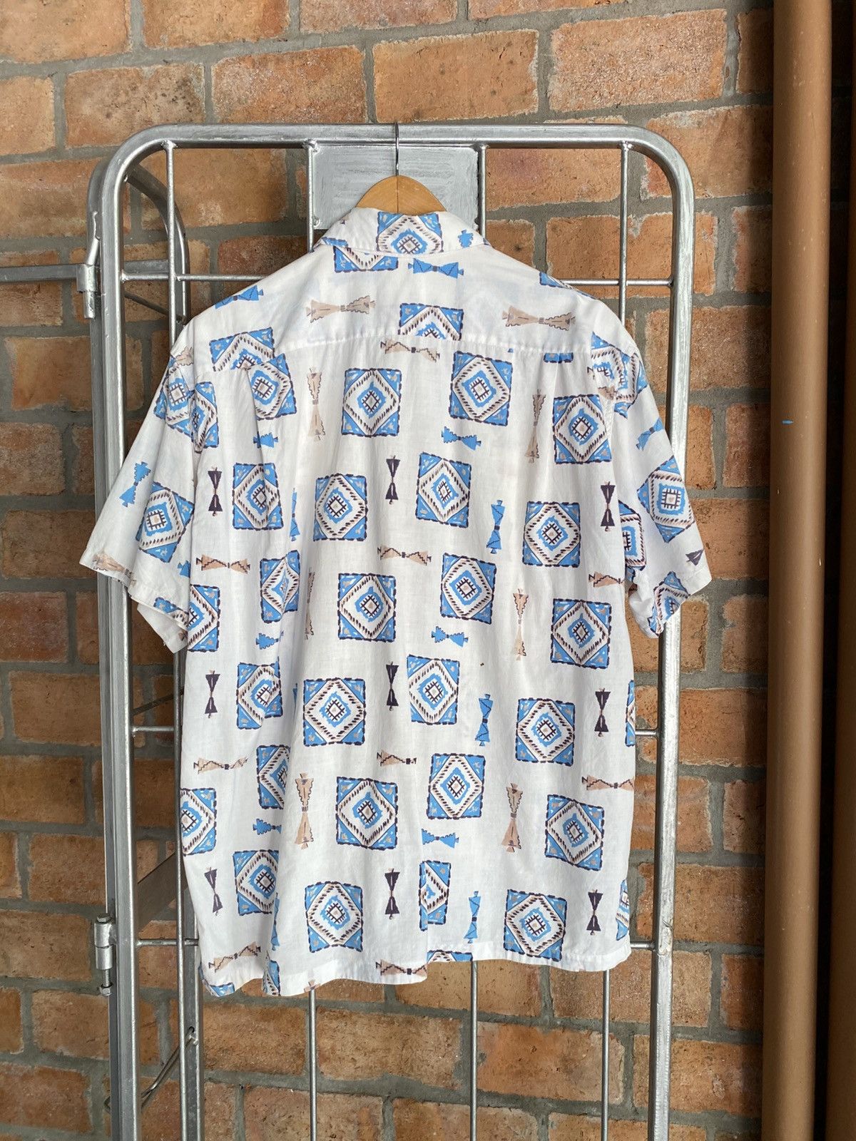 Van Heusen VAN HEUSEN White Vintage Geometric Shirt Size US L / EU 52-54 / 3 - 2 Thumbnail