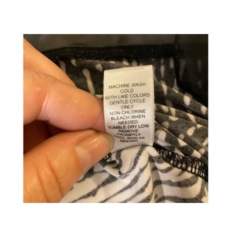 Other Chic Abstract Animal Print Black White Sheer Hem 18/20W Size XXL / US 16-18 / IT 52-54 - 7 Thumbnail