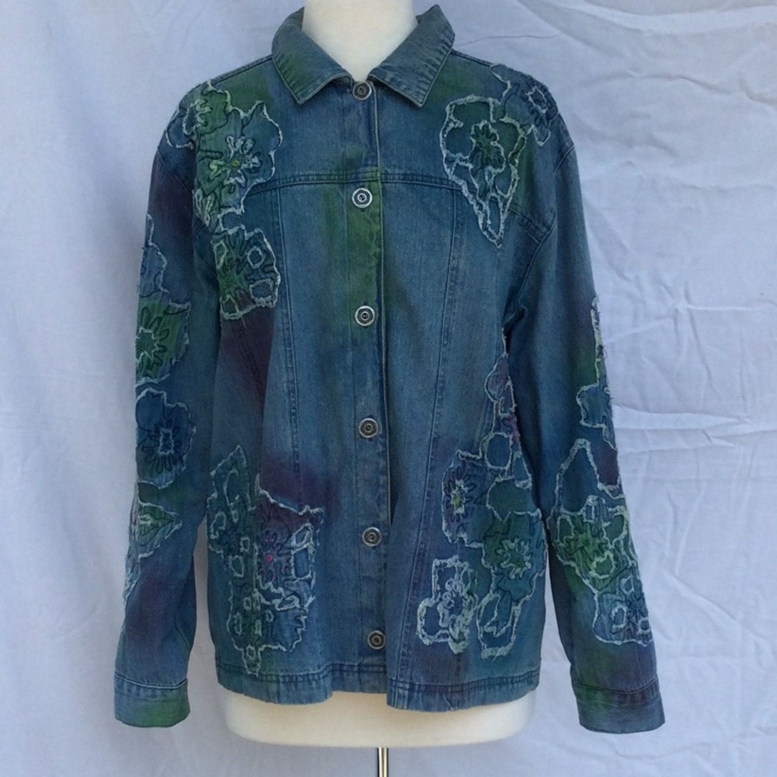 Chicos Chico's Design Vintage Artsy Beaded Jean Jacket 3/XL/16 Size XL / US 12-14 / IT 48-50 - 1 Thumbnail