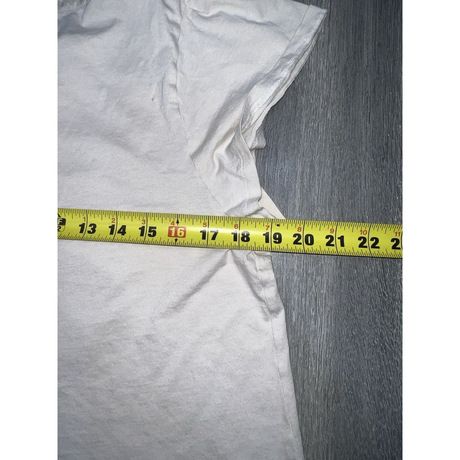 Theory Theory Women's Beige Sleeveles Silk & Tank Top Large A003176 Size L / US 10 / IT 46 - 8 Thumbnail