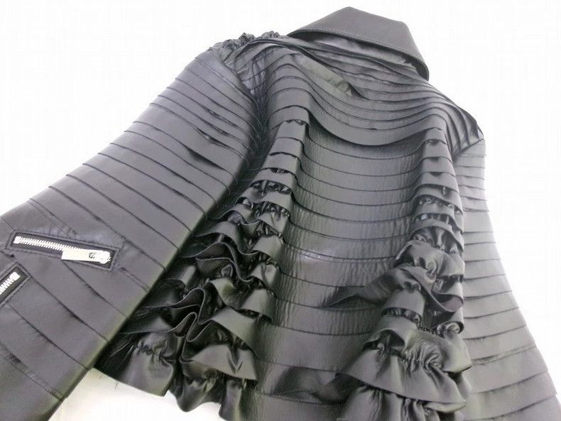 Comme des Garcons Comme Des Garcons Pleated Jacket Size S / US 4 / IT 40 - 3 Thumbnail