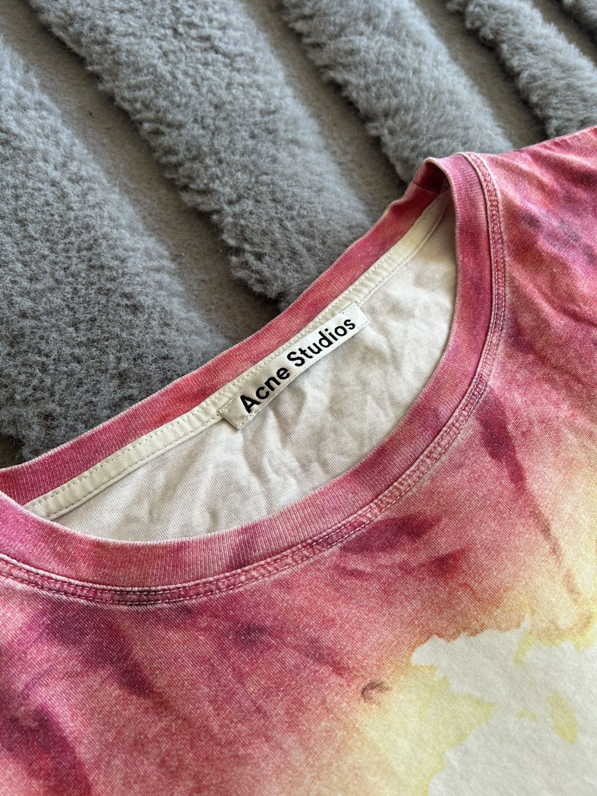 Acne Studios Acne Studios Olga Oil Painting Print Tee Shirt Size US L / EU 52-54 / 3 - 3 Thumbnail