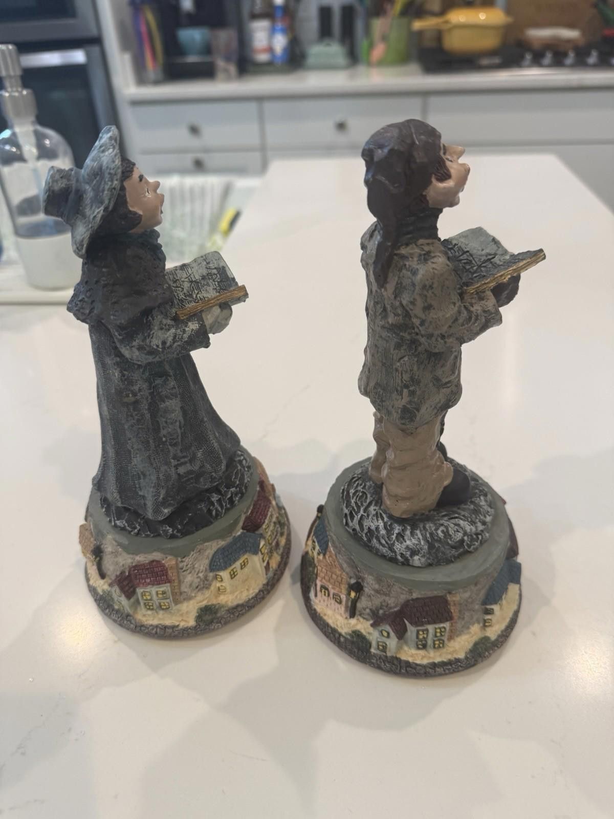 The Unbranded Brand Christmas Girl and boy plays Silent Night - EXC - 8 1/2" Size ONE SIZE - 4 Thumbnail