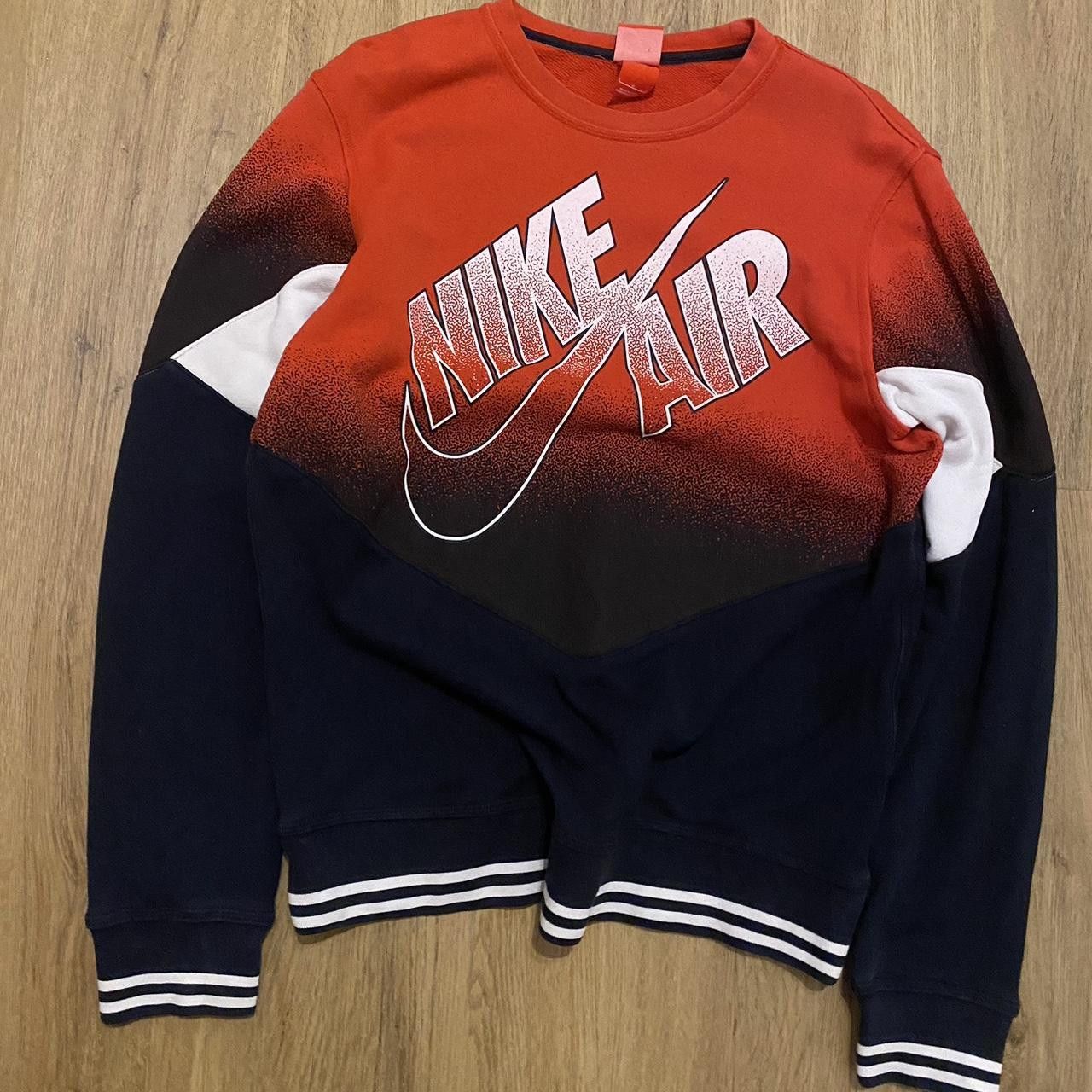 Nike 2000s y2k Nike Boxy Sweatshirt Vintage Style Size US L / EU 52-54 / 3 - 1 Thumbnail