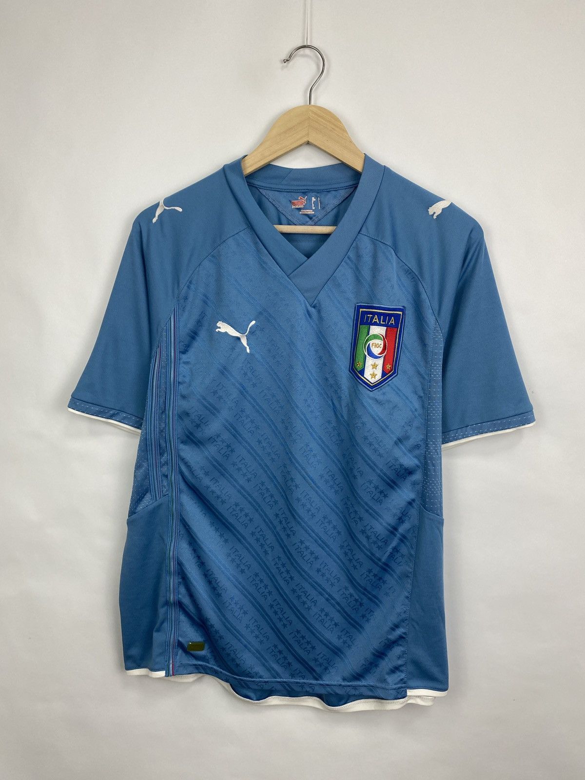 Puma 🇮🇹 Vintage 2009 Puma Italy Soccer Jersey T-Shirt Retro Rare Size US L / EU 52-54 / 3 - 3 Thumbnail