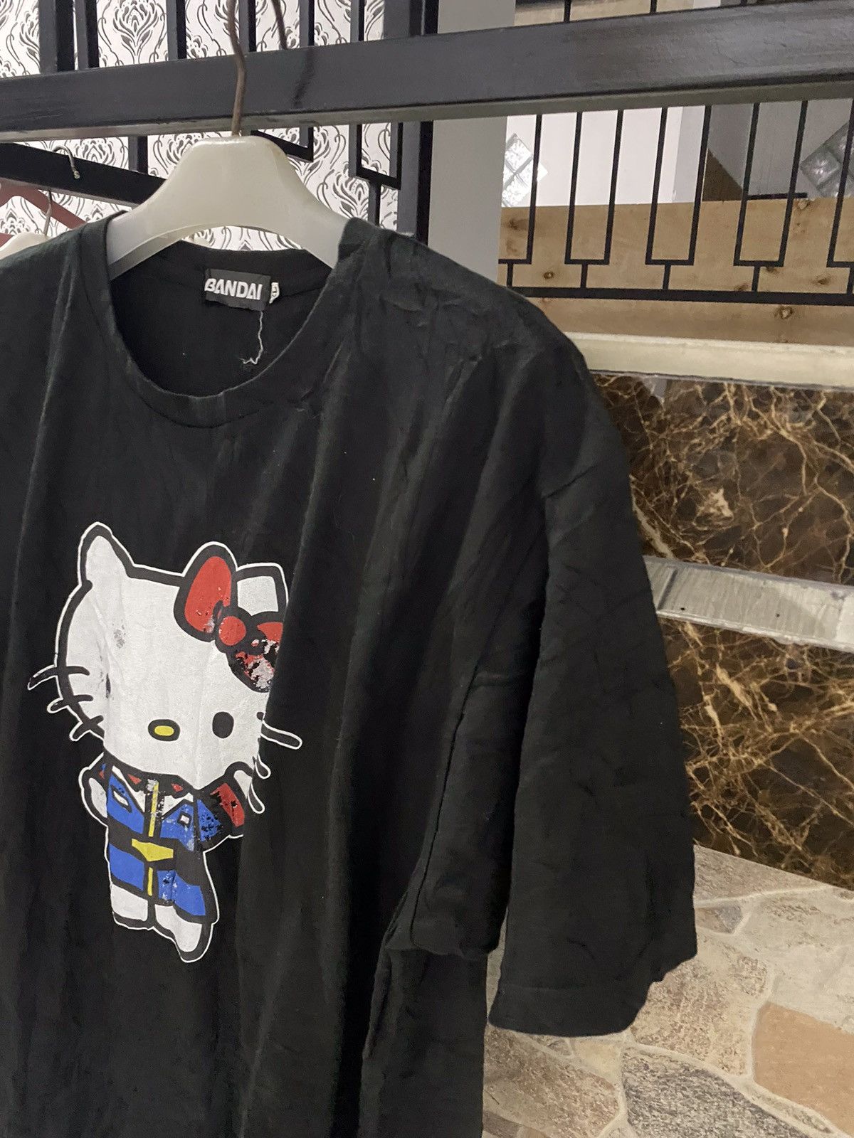 Japanese Brand 💸NEED GONE💸Hello kitty x gundam tshirt Size US XL / EU 56 / 4 - 2 Thumbnail