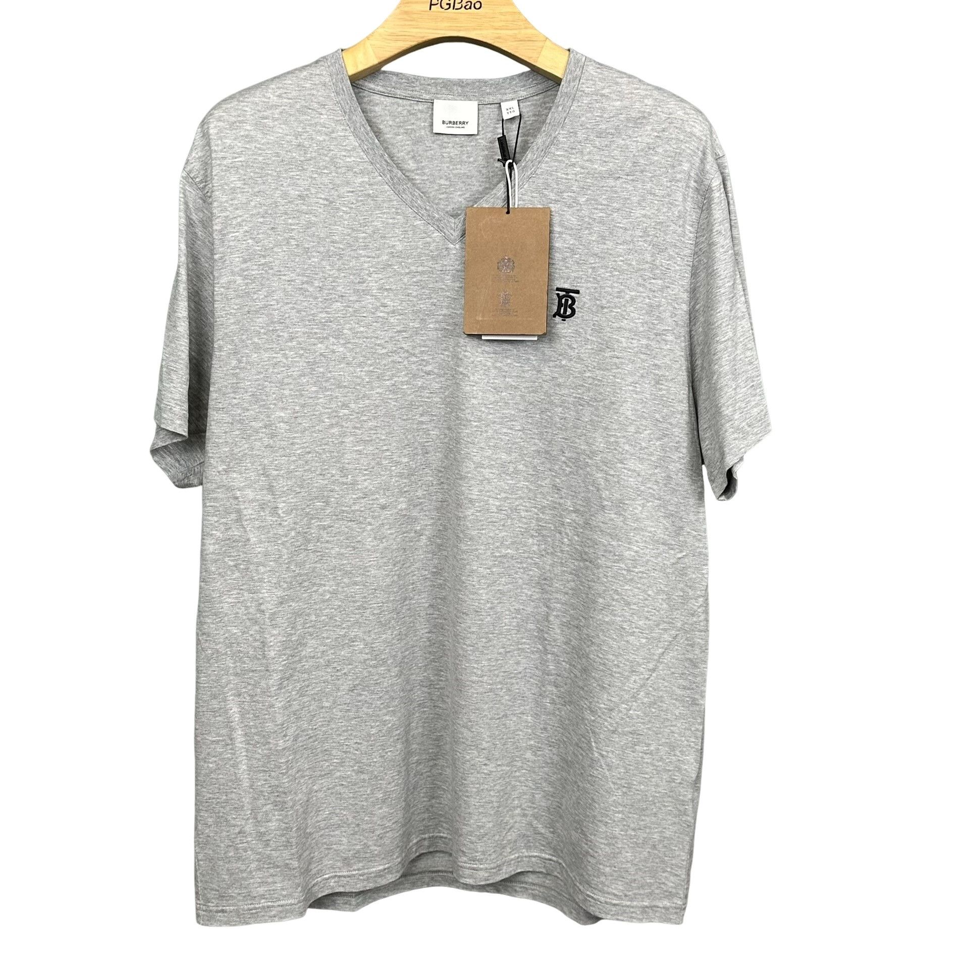 Burberry Burberry TB Logo V-Neck T-Shirt XXL Size US XXL / EU 58 / 5 - 1 Thumbnail