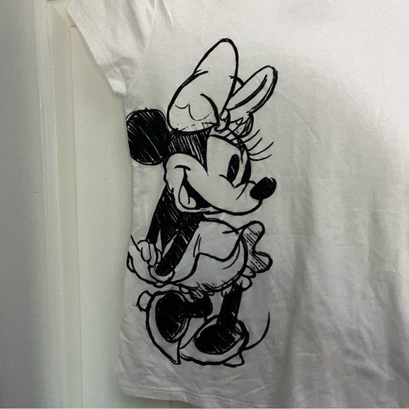 Disney Disney Minnie Mouse signature glitter tshirt xl Size XL / US 12-14 / IT 48-50 - 5 Thumbnail