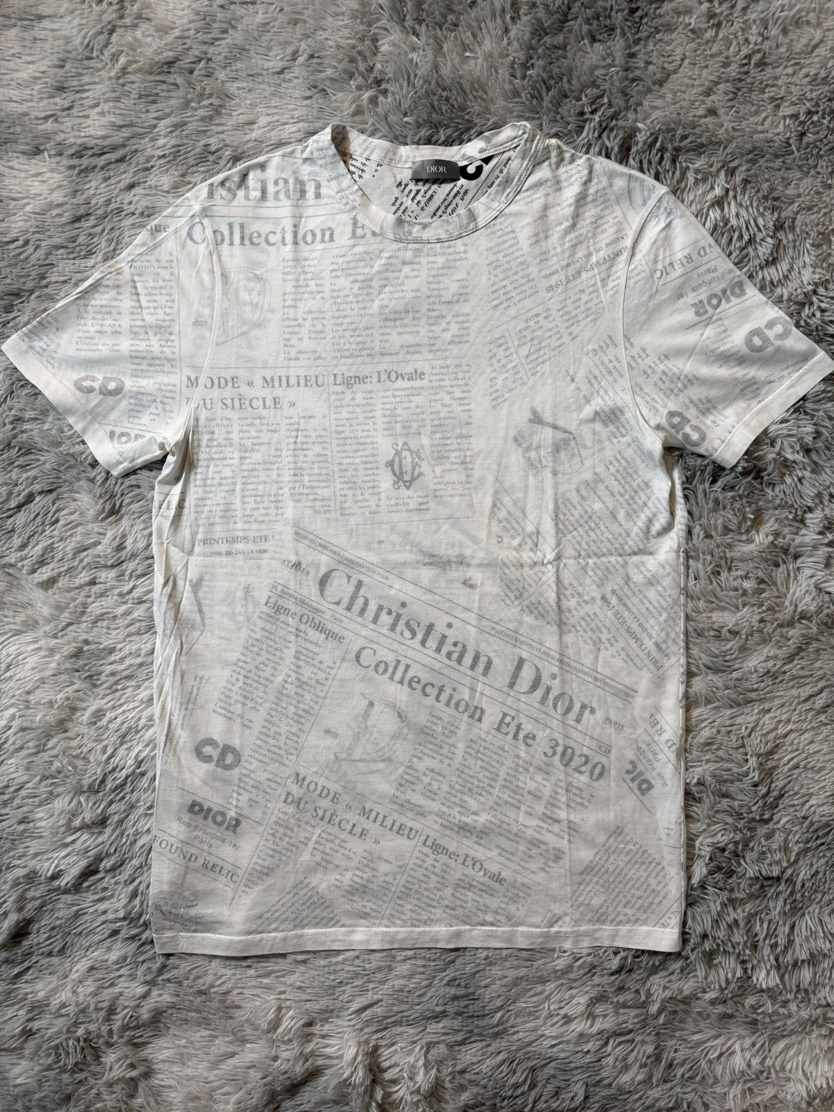 Daniel Arsham × Dior Dior x Daniel Arsham “Newspaper Print” T-Shirt SS20 Size S Size US S / EU 44-46 / 1 - 1 Thumbnail