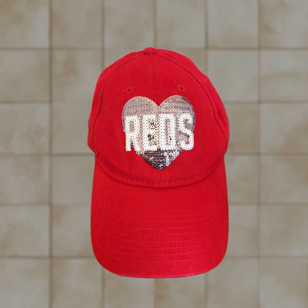 New Era VINTAGE Cincinnati Reds Sequins Baseball Hat Cap Red Women’s New Era heart 9 twenty Size ONE SIZE - 1 Thumbnail