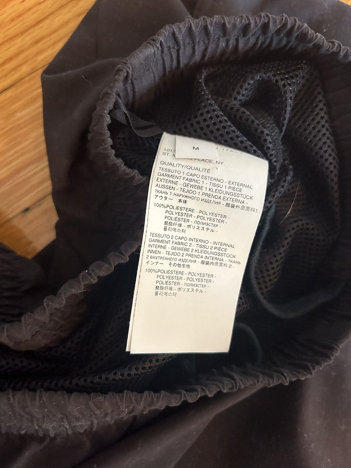 1017 ALYX 9SM × Alyx 1017 Alyx 9SM Black Pocket Tactical Shorts Size US 32 / EU 48 - 6 Thumbnail