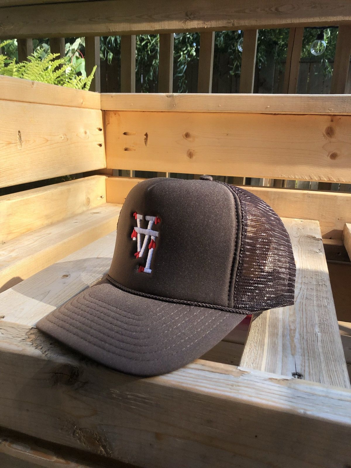 Other lost love LA trucker hat Size ONE SIZE - 1 Thumbnail