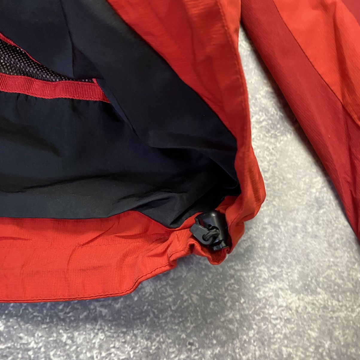 Haglofs Vintage Haglofs Outdoor streetwear waterproof jacket Size XXS / US 00 / IT 34 - 13 Thumbnail