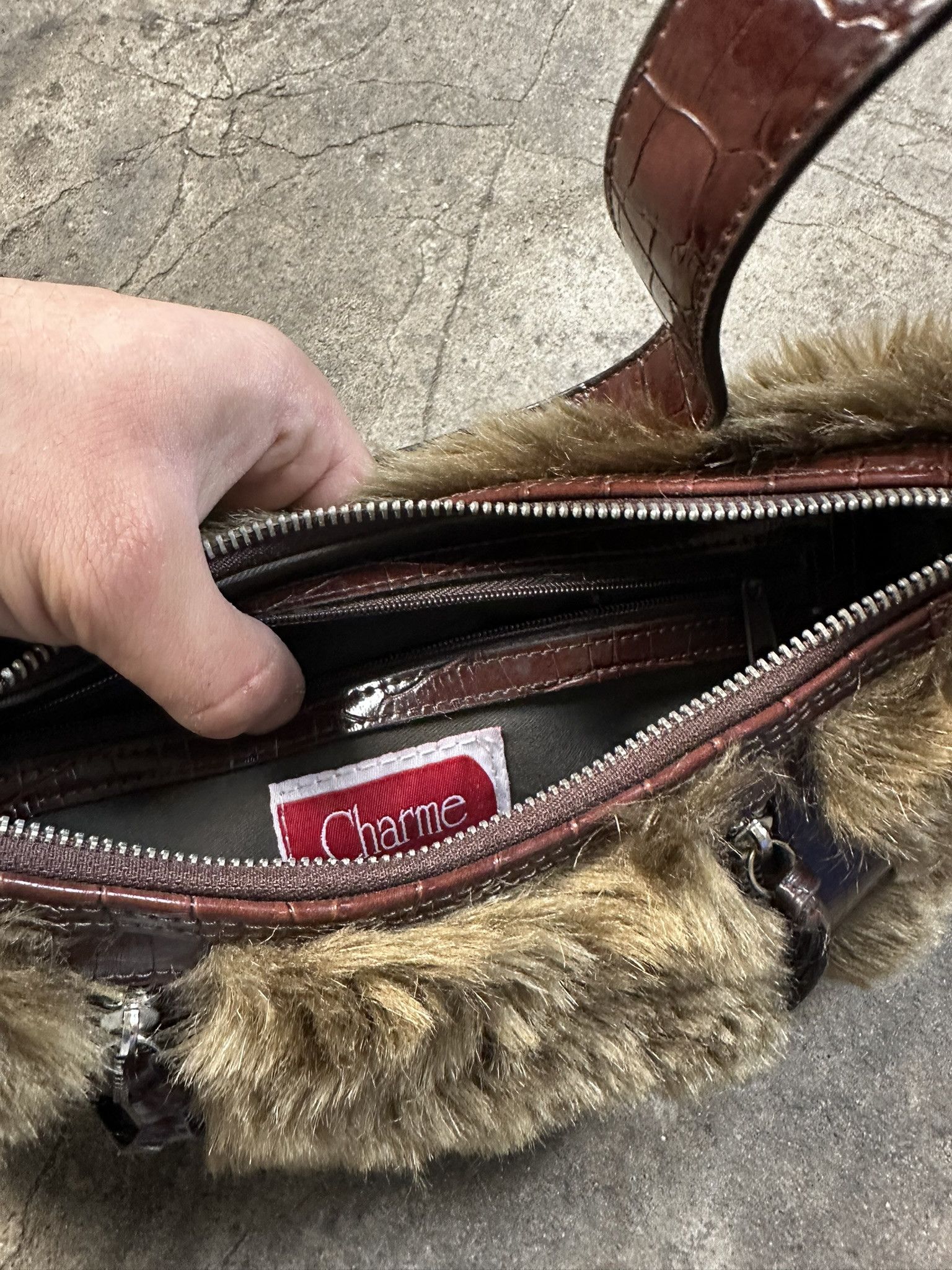 Japanese Brand Vintage Y2k Faux Fur Archive Bag Alternative 2000s Size ONE SIZE - 6 Thumbnail