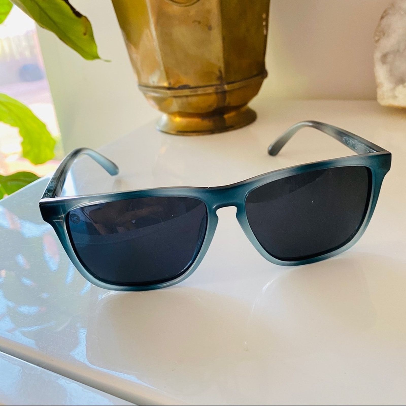 Nordstrom KNOCKAROUND Blue Plastic Black Lens Sunglasses Wayfarer Size ONE SIZE - 5 Thumbnail