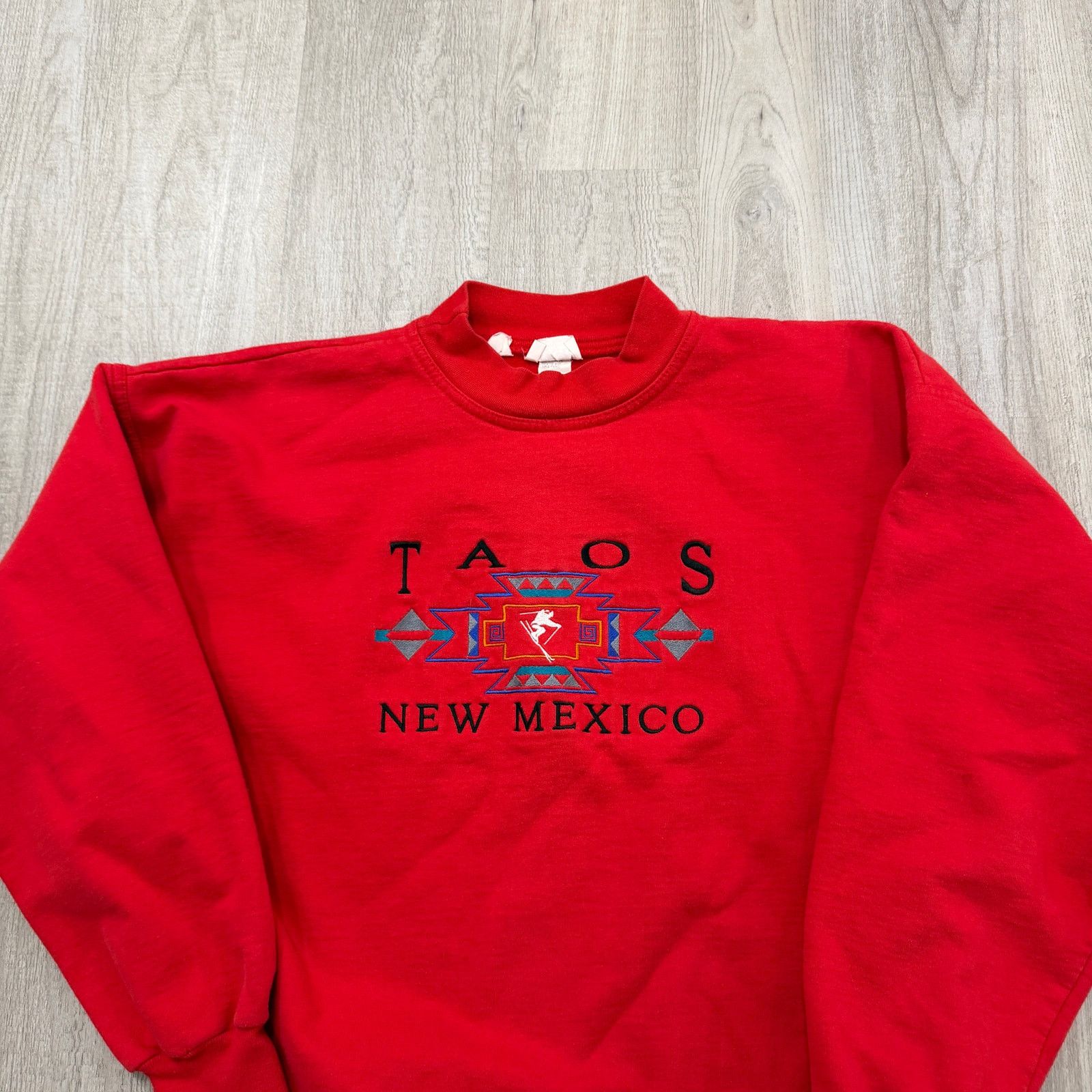 Vintage Vintage Taos New Mexico Sweatshirt Men's Large Red Crewneck Size US L / EU 52-54 / 3 - 2 Thumbnail