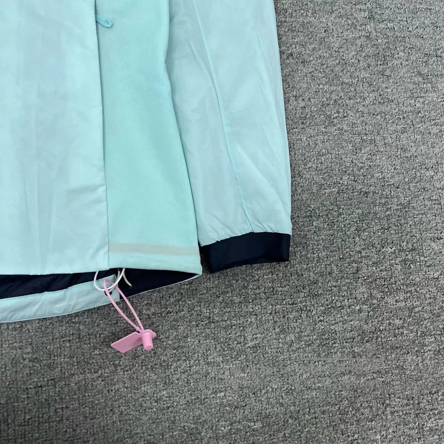 Arc'teryx arc'teryx ice blue cotton jacket size L. Size US L / EU 52-54 / 3 - 2 Thumbnail